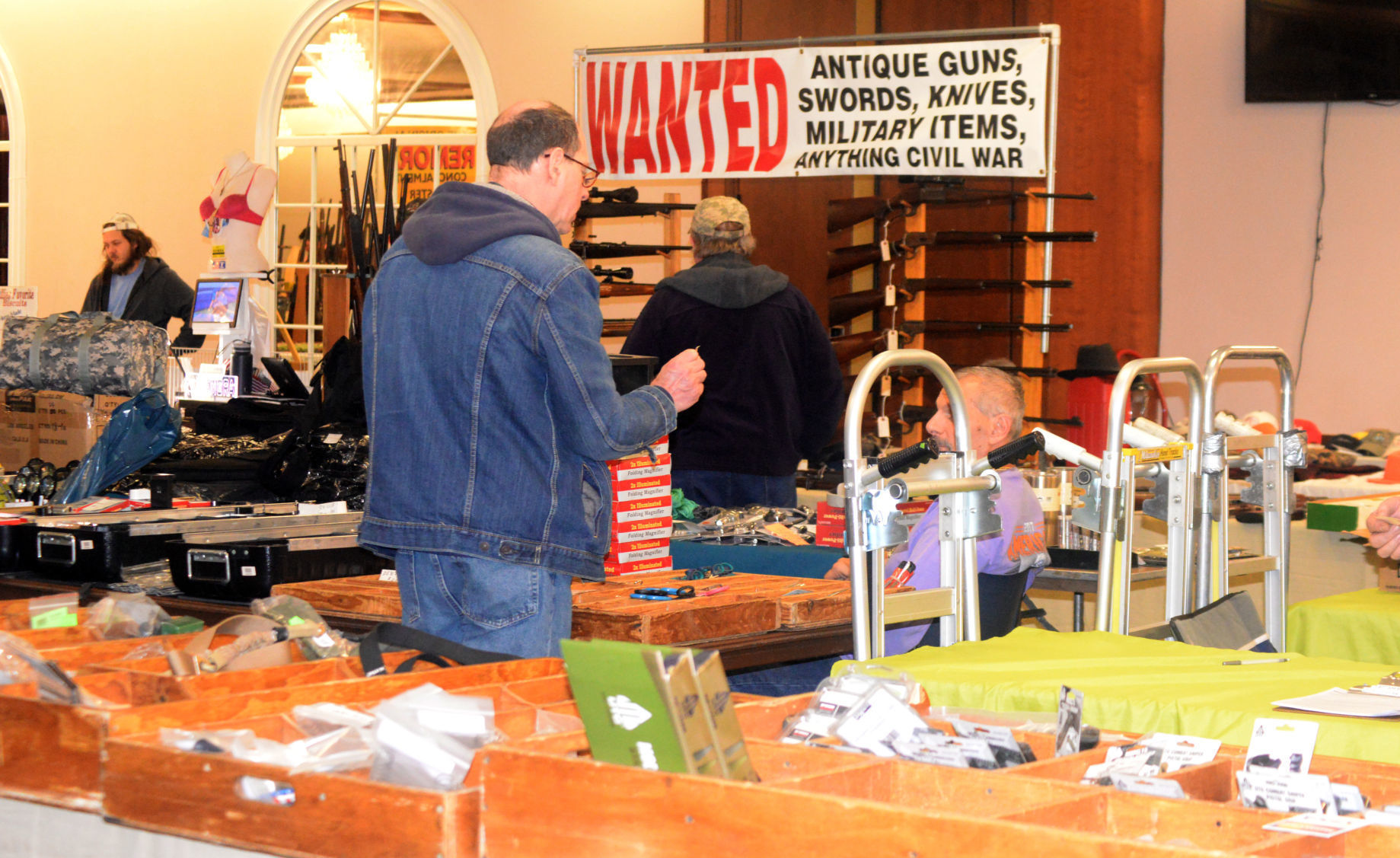 Glens Falls Gun Show
